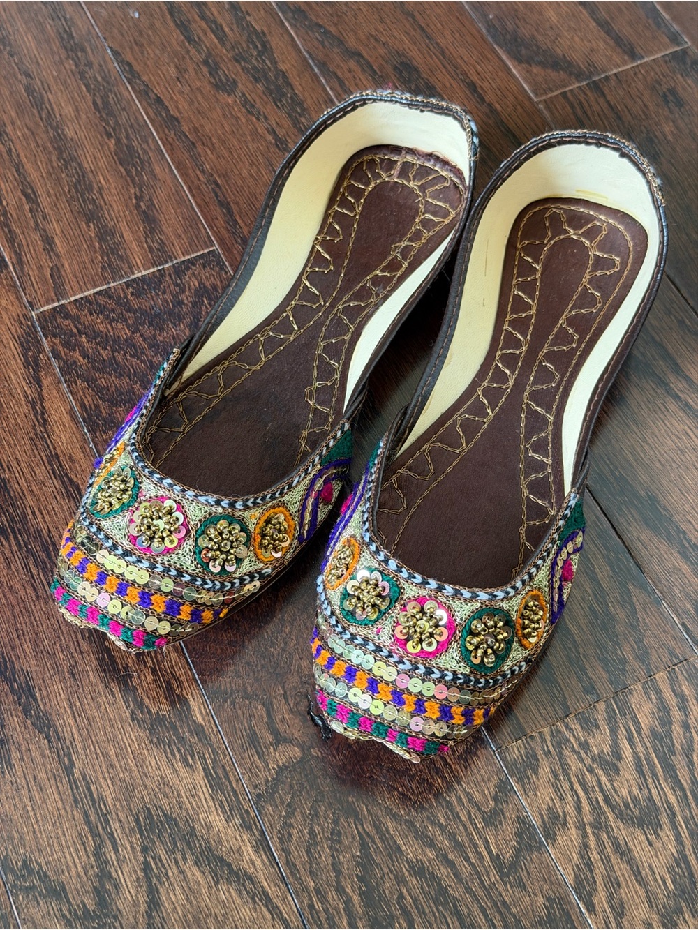 Embellished Multicolor Women’s Jutti Flats